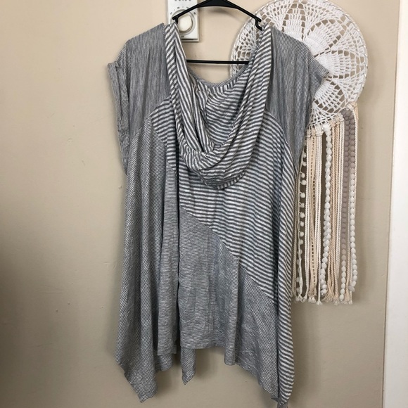 Women’s Coverup Bebe Sport - Picture 2 of 3